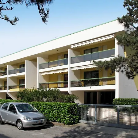 Apartment Croce Del Sud-5 By Interhome